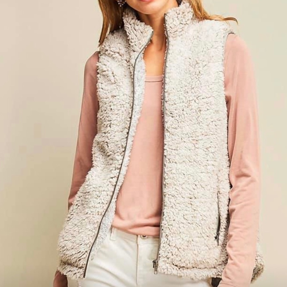 “Snow” Shaggy Vest